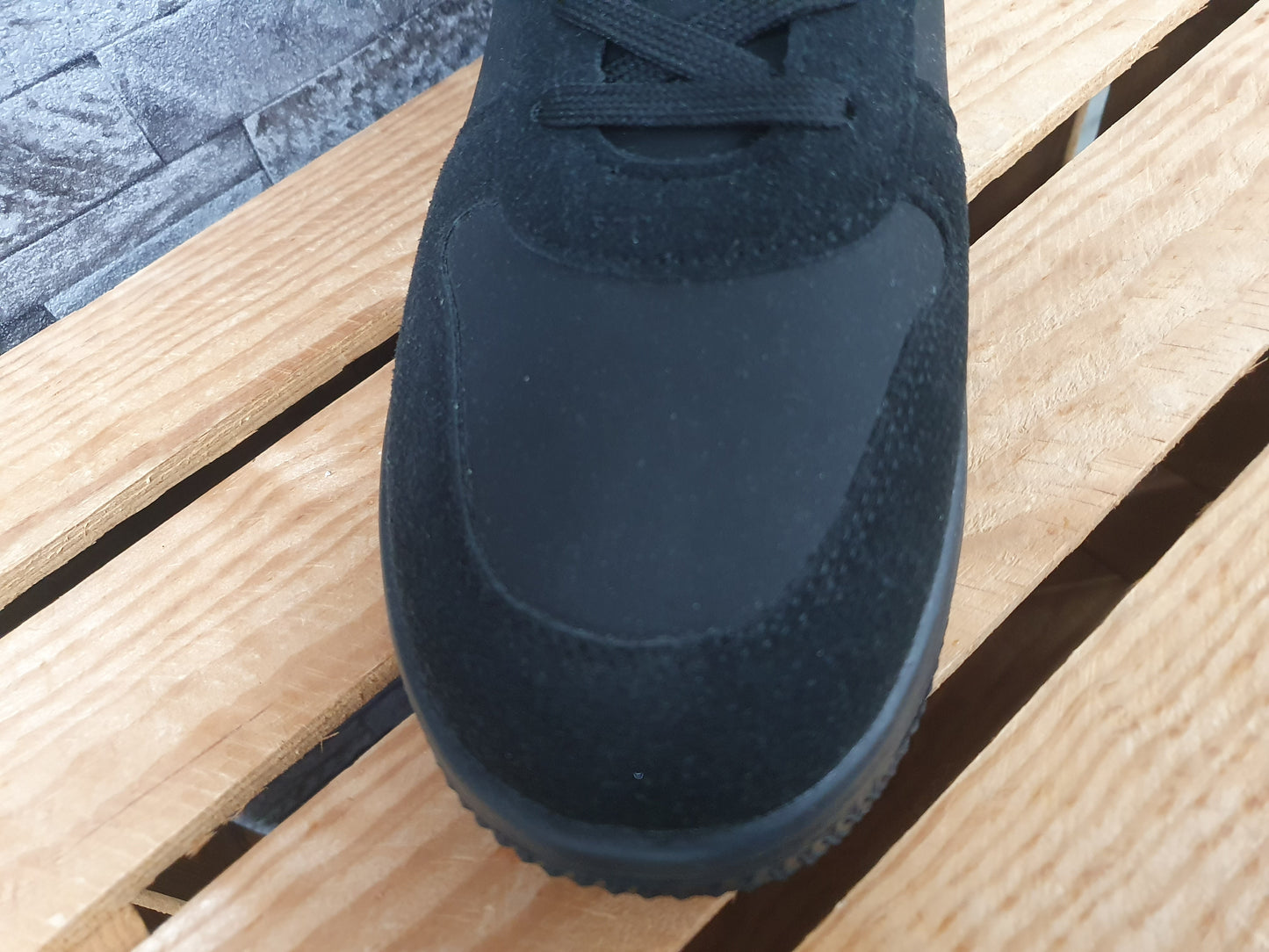 Magnus Herren Sportschuhe Sneaker Nubuck Schwarz Größe 41-44