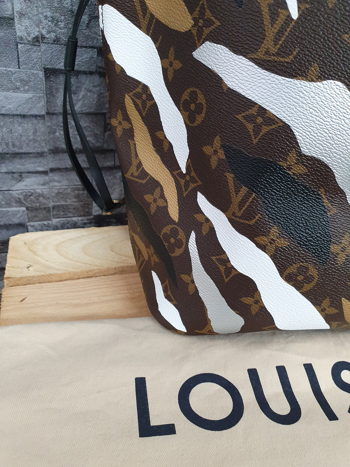 NEU! Original Louis Vuitton Neverfull MM Monogram Camouflage League Of Legends