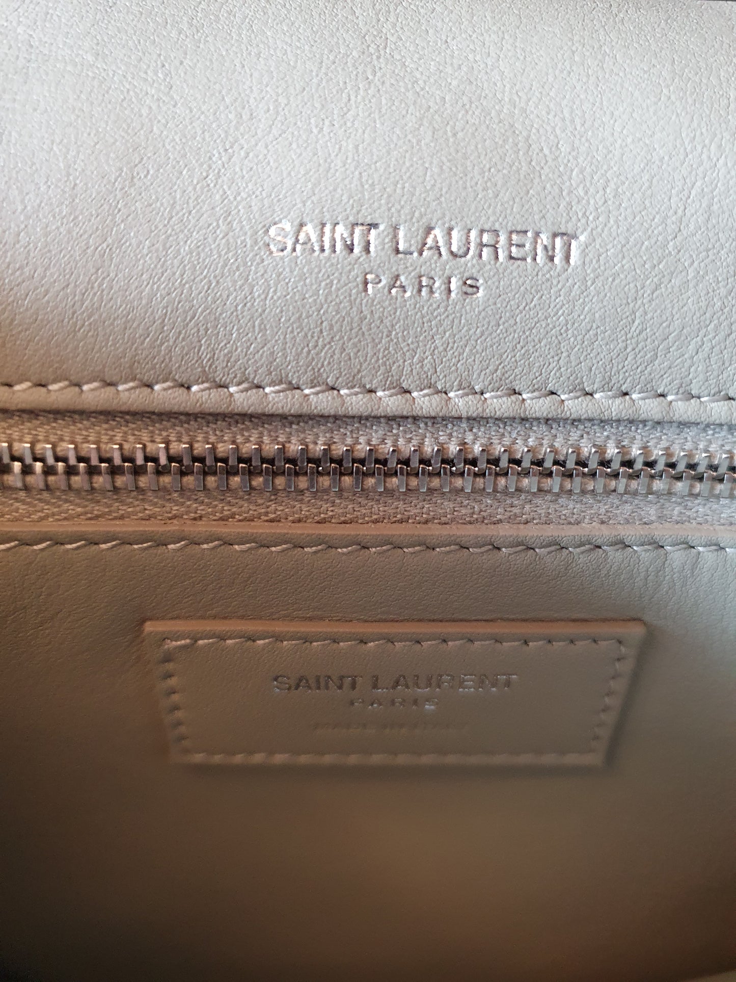 NEU! Original Saint Laurent  YSL  Niki Medium Schultertasche Hobo Bag Shearling NP 2950