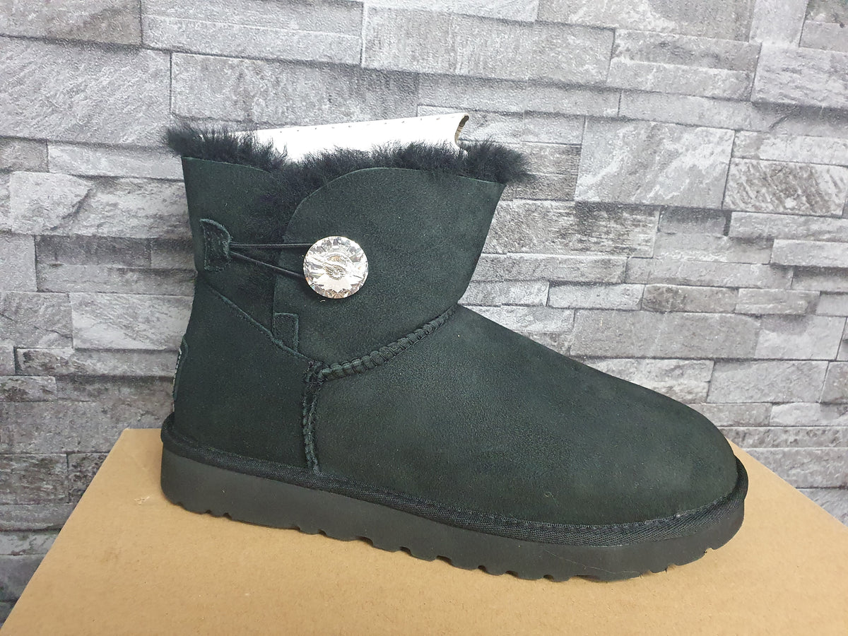 NEU! Original UGG Boots Mini Bailey Button Bling Schwarz Lammfell Wildleder Gr.40