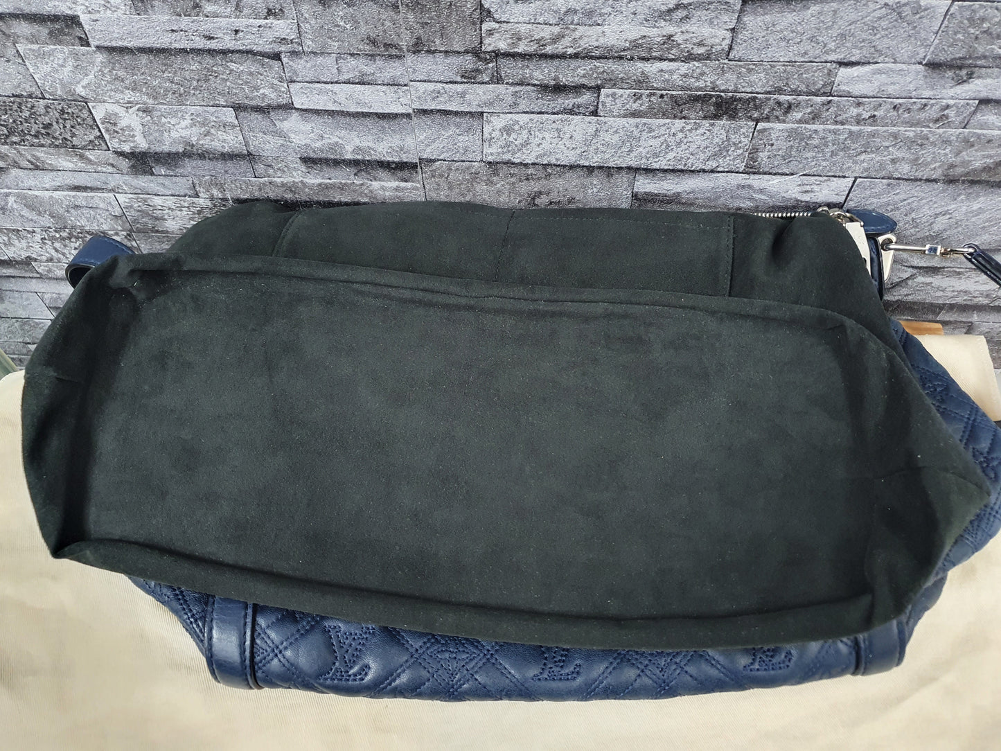 Original Louis Vuitton Antheia Ixia Leder Schultertasche Blau