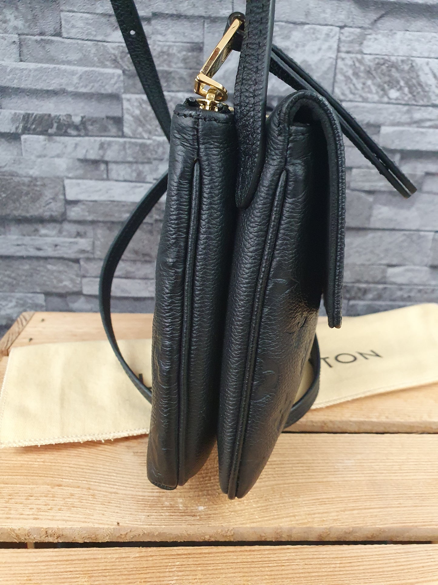 Original Louis Vuitton Twice Crossbody Empreinte Leder Schwarz