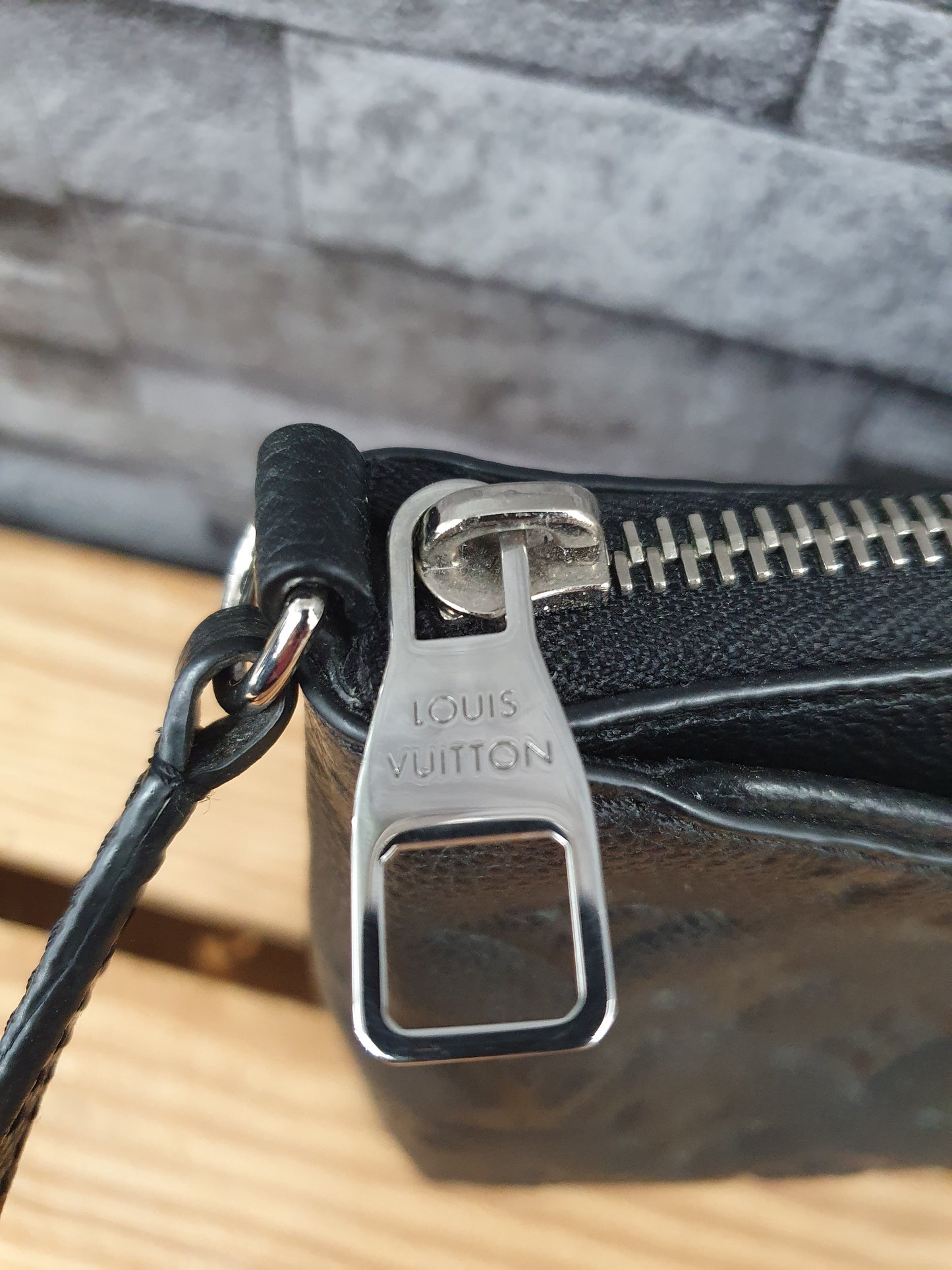 Original Louis Vuitton Pallas BB Empreinte Leder Schwarz