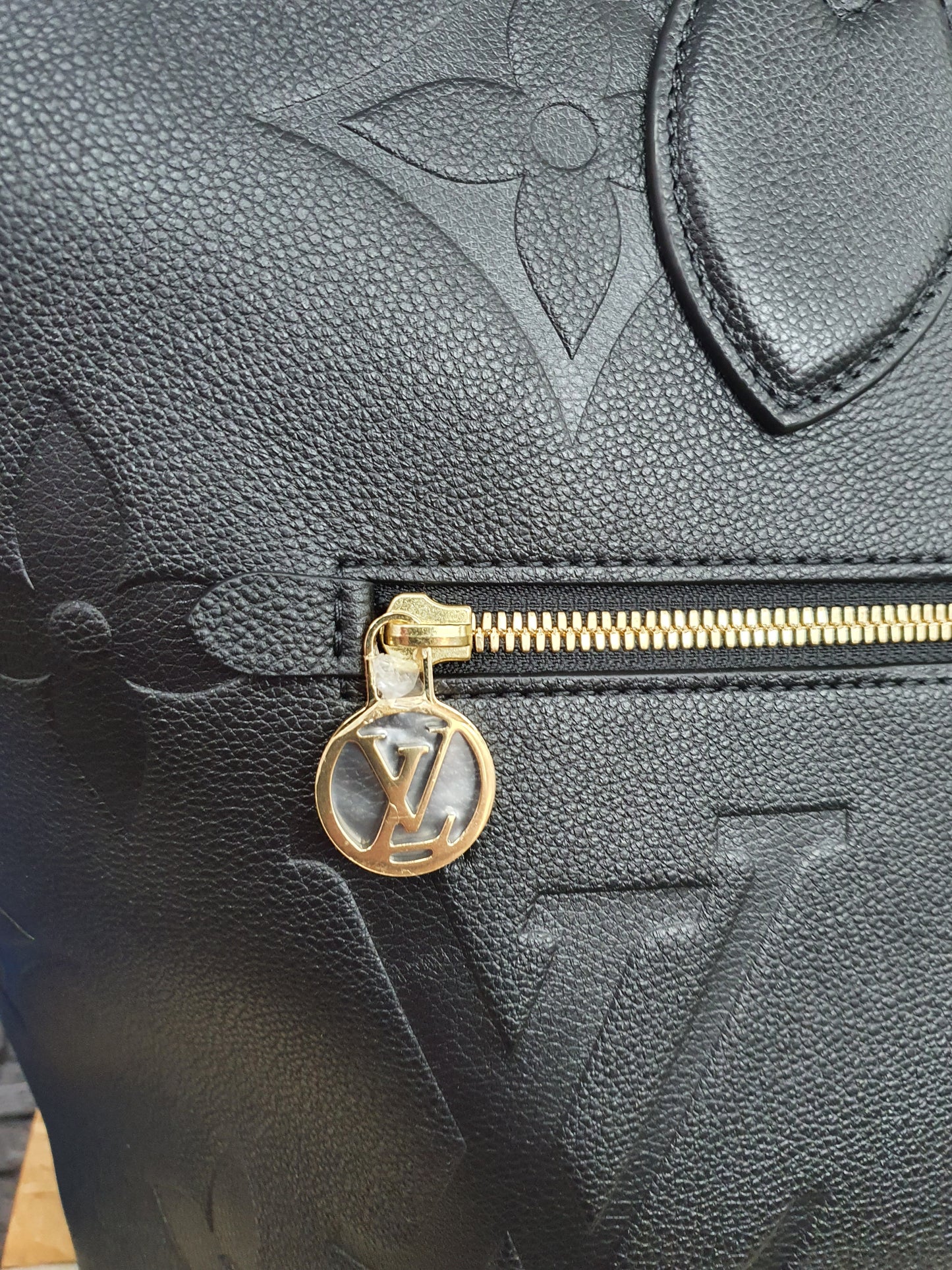 Original Louis Vuitton Travel Bag Schultertasche Monogram Empreinte Leder Schwarz