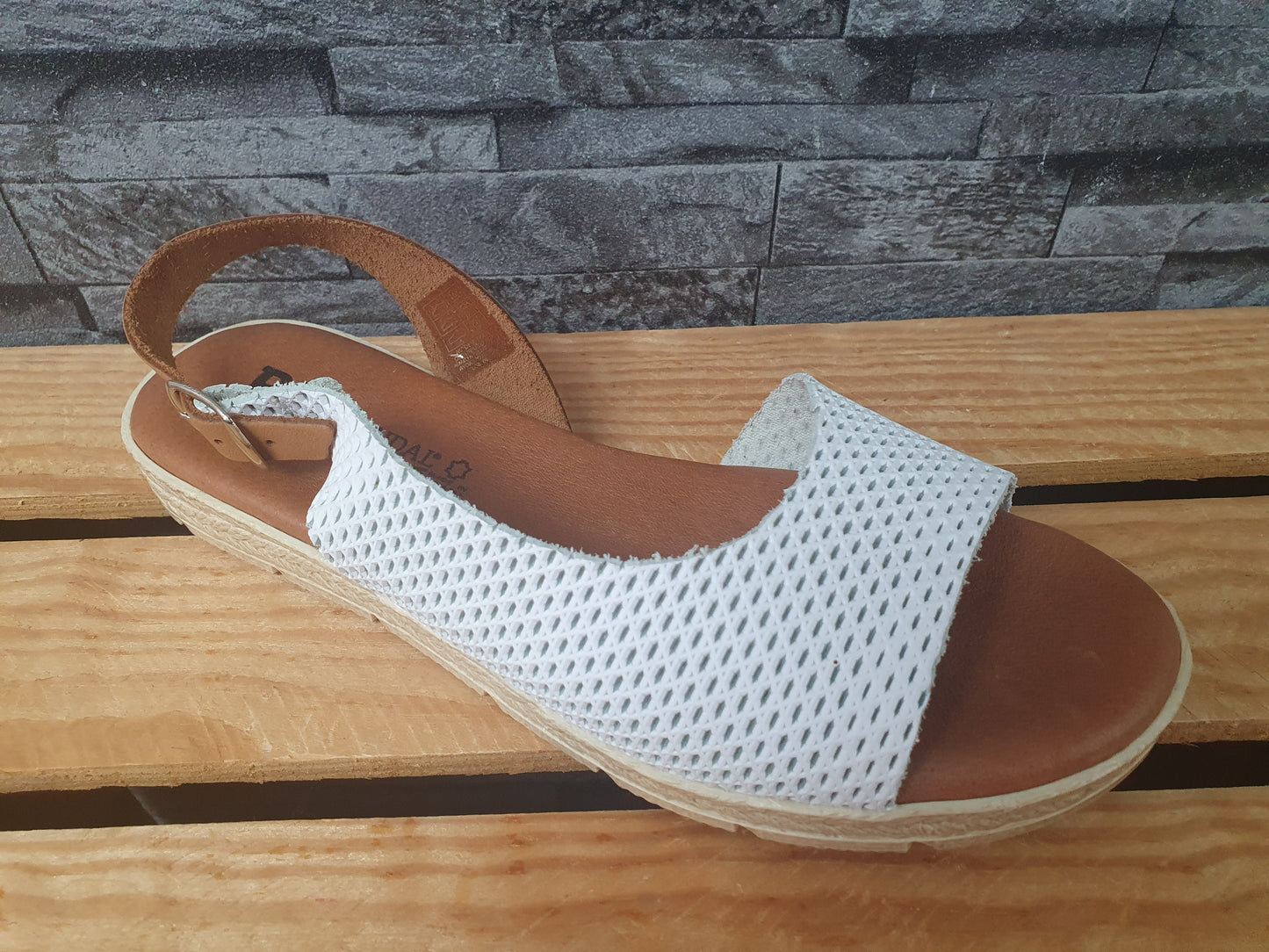 Blu Sandal Spanische Sandalen Leder Softfußbett Weiß & Blau