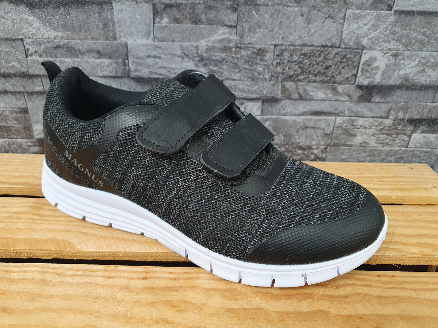 Magnus Herren Sportschuhe 2 x Klett EVA Sohle  Blau &  Schwarz