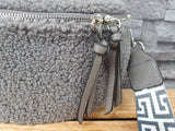 Damen Teddy Plüsch Bum Bag  Tasche Umhängetasche  Grau & Beige & Braun