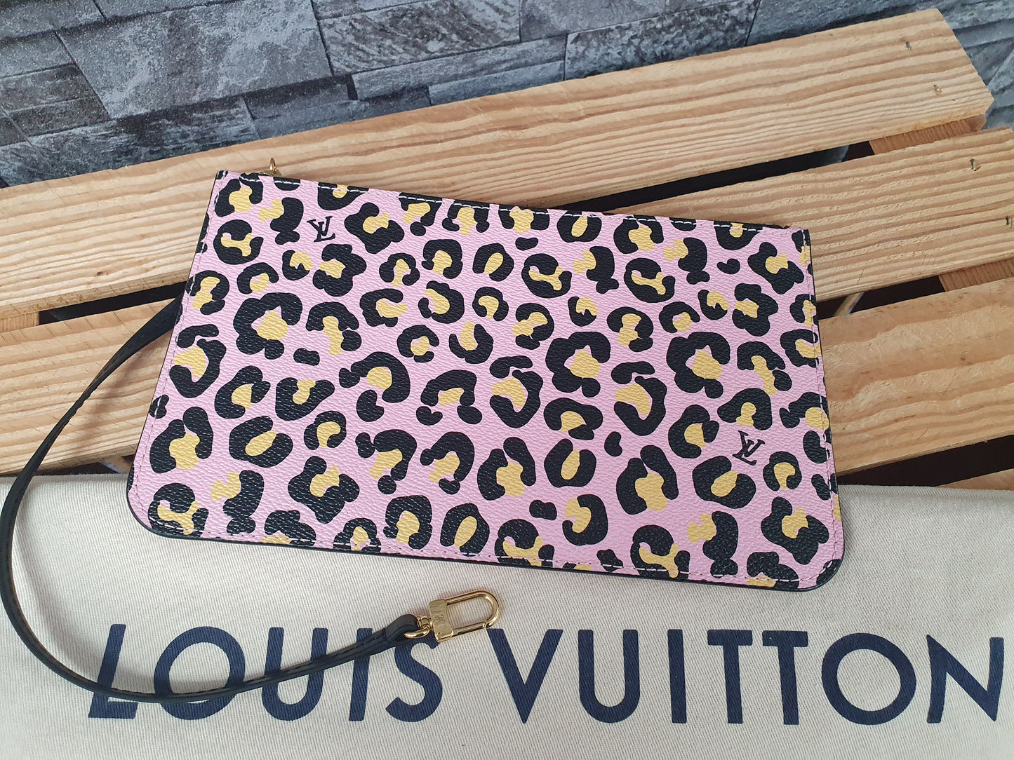 Original Louis Vuitton Neverfull MM Wild at Heart Schwarz Leder Neuwertig