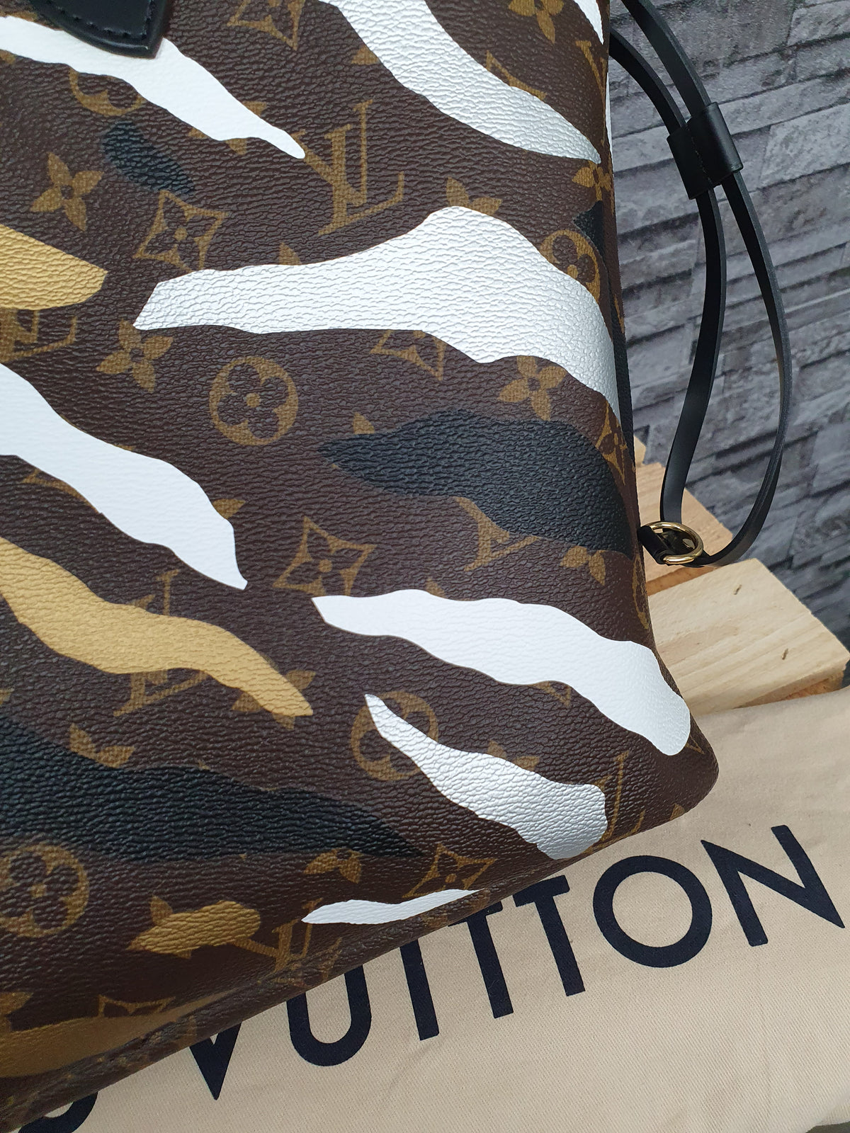 NEU! Original Louis Vuitton Neverfull MM Monogram Camouflage League Of Legends