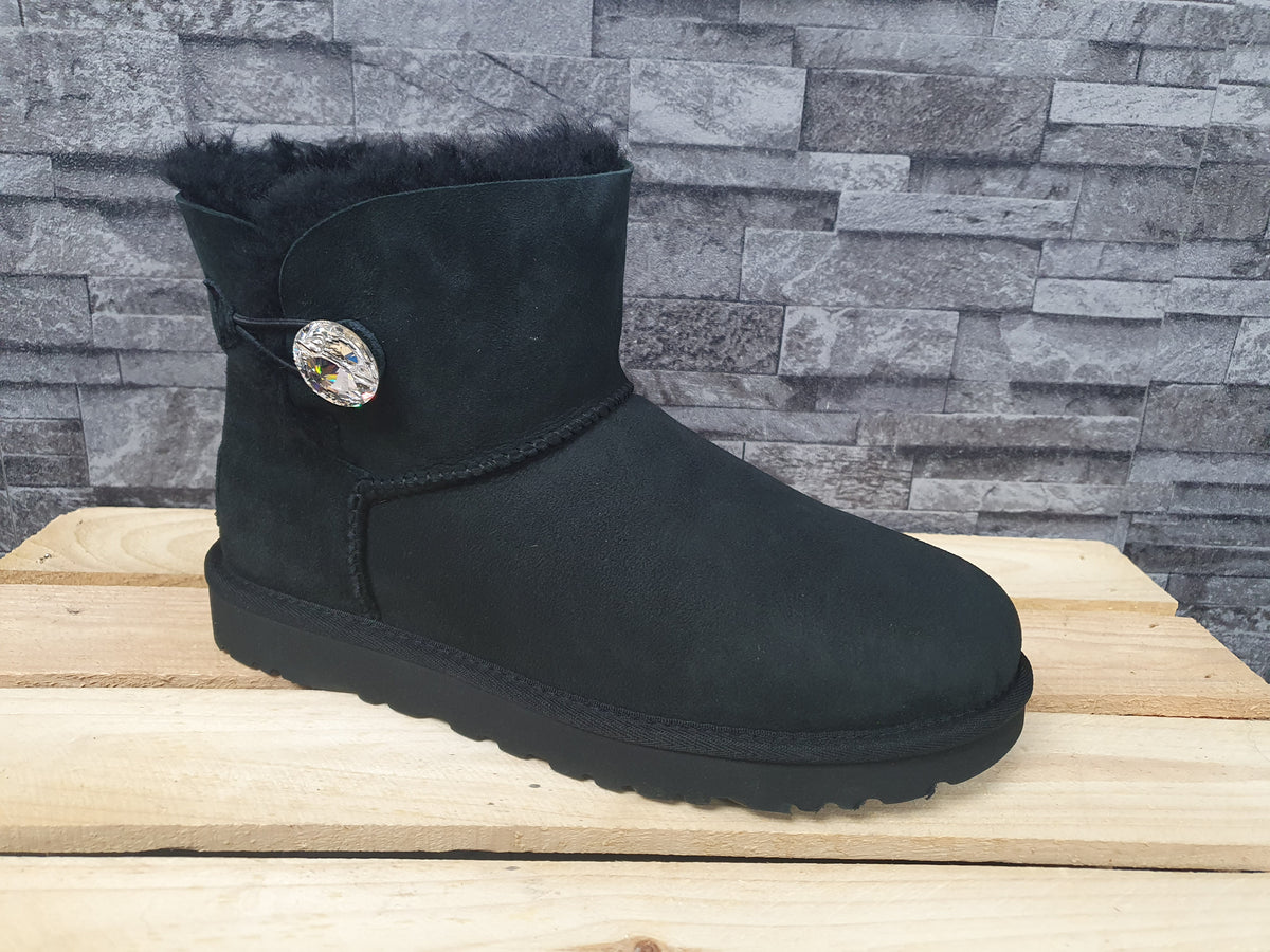 NEU! Original UGG Boots Mini Bailey Button Bling Schwarz  Lammfell  Gr.41